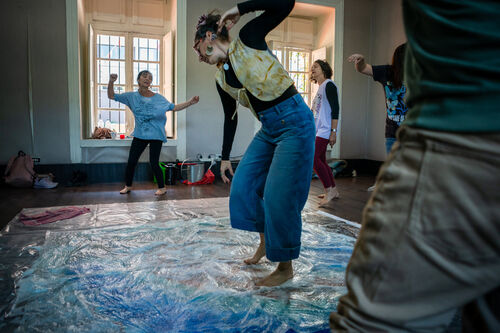Taller-actividad Alfombra de fieltro danzando, Domingo 26 de abril