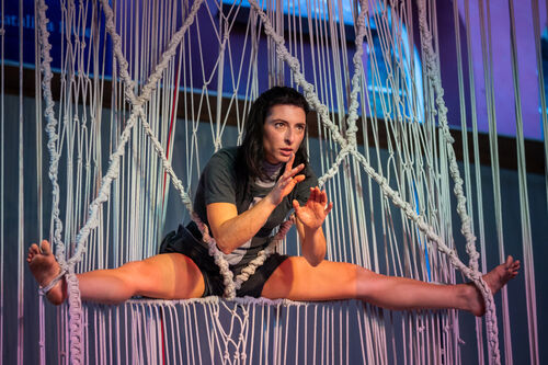 Texere - Circo contemporáneo Mujeres que tejen en el aire Compañía Contrahilo, Domingo 26 de abril