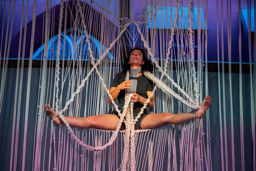 Texere - Circo contemporáneo Mujeres que tejen en el aire Compañía Contrahilo, Domingo 26 de abril
