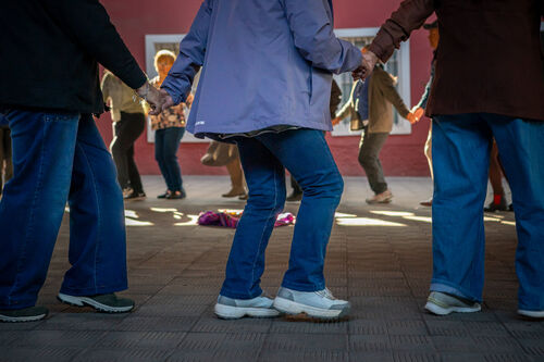 Danzas circulares, Jueves 23 de abril