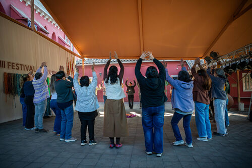 Danzas circulares, Jueves 23 de abril