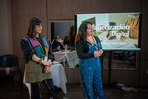 Taller sobre herramientas digitales y redes sociales, Jueves 23 de abril