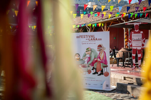 Instalación stands, Jueves 23 de abril