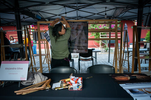 Instalación stands, Jueves 23 de abril