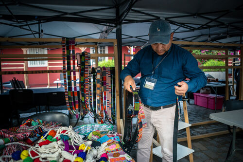Instalación stands, Jueves 23 de abril