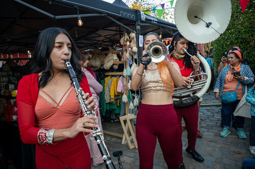Desfile, Sábado 25 de abril