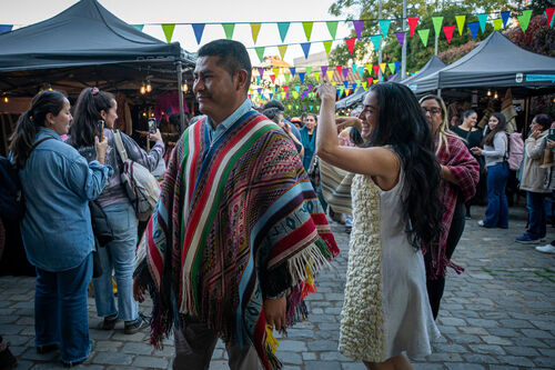 Desfile, Sábado 25 de abril