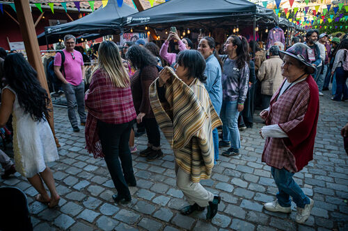 Desfile, Sábado 25 de abril