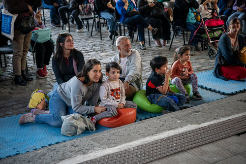 Desfile, Sábado 25 de abril