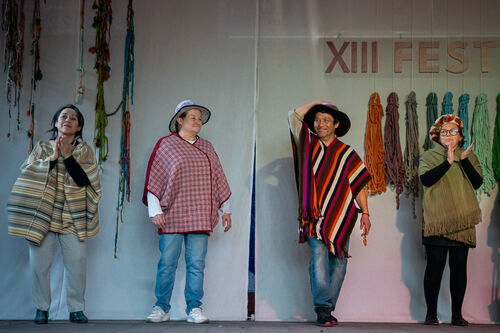 Desfile, Sábado 25 de abril