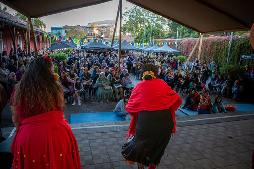 Desfile, Sábado 25 de abril