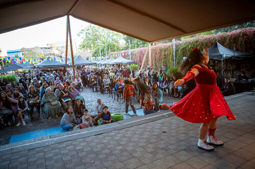 Desfile, Sábado 25 de abril