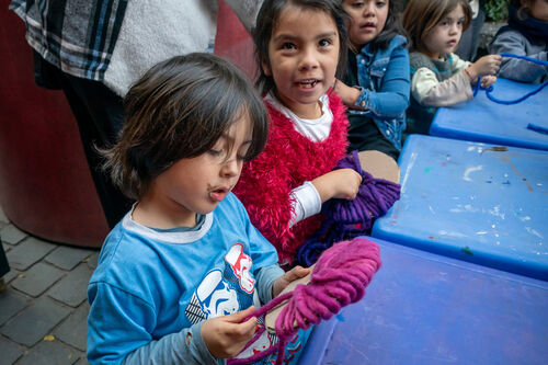 Taller de pompones para niños, Viernes 24 de abril