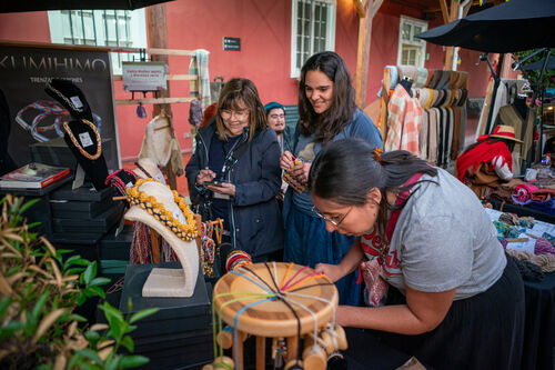 Feria Viernes, Viernes 24 de abril